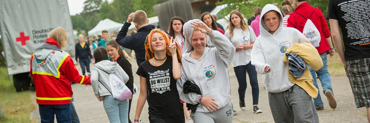 SHR_August_2022_JRKNuernberg_AuszeitfuerKinder_Buehnenbild JRK Supercamp auf der Insel Rügen vom 03.-05. Juni 2017
