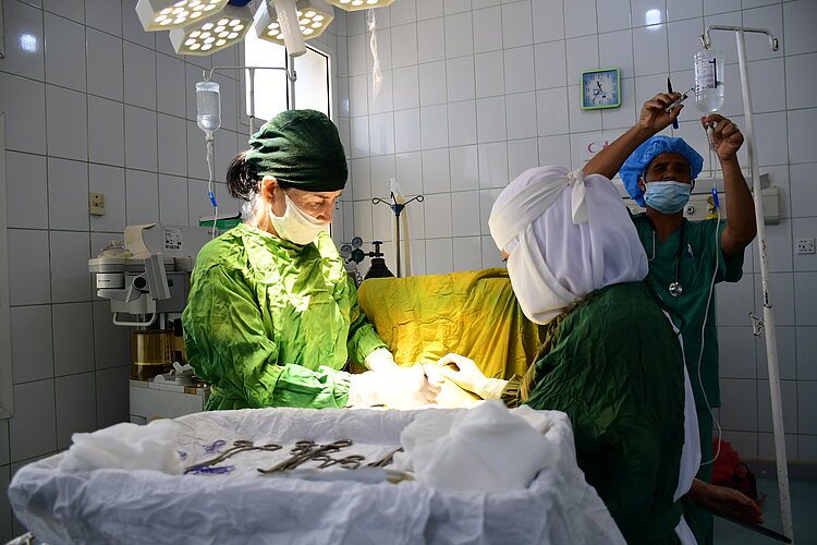 Operation in Jemen in von DRK unterstütztem Krankenhaus 