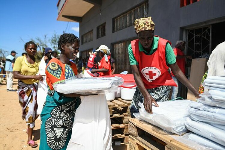 Woman, distribution