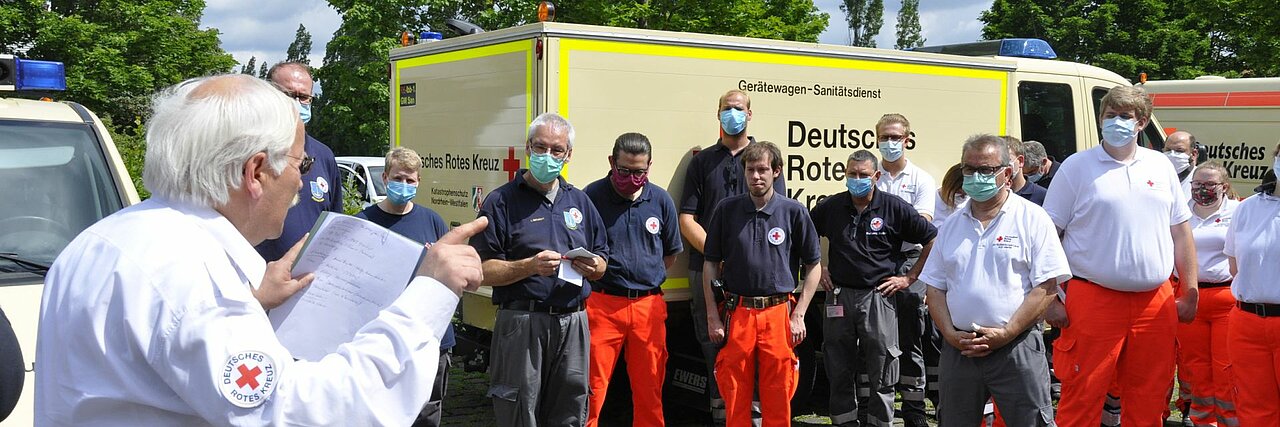 DRK_KomplexesHilfesystemundKrisenmanagement Einsatzteam des Deutschen Roten Kreuzes im Krisenmanagement