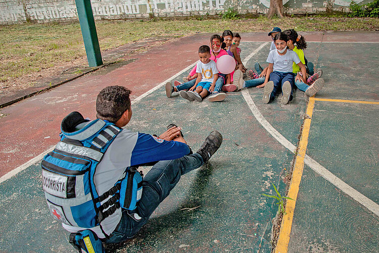 Katastrophenübung an Schule in Venezuela