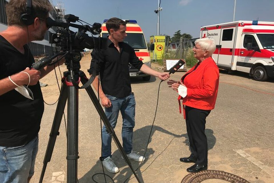 DRK-Präsidentin Gerda Hasselfeldt in Euskirchen DRK-Präsidentin Gerda Hasselfeldt in Euskirchen